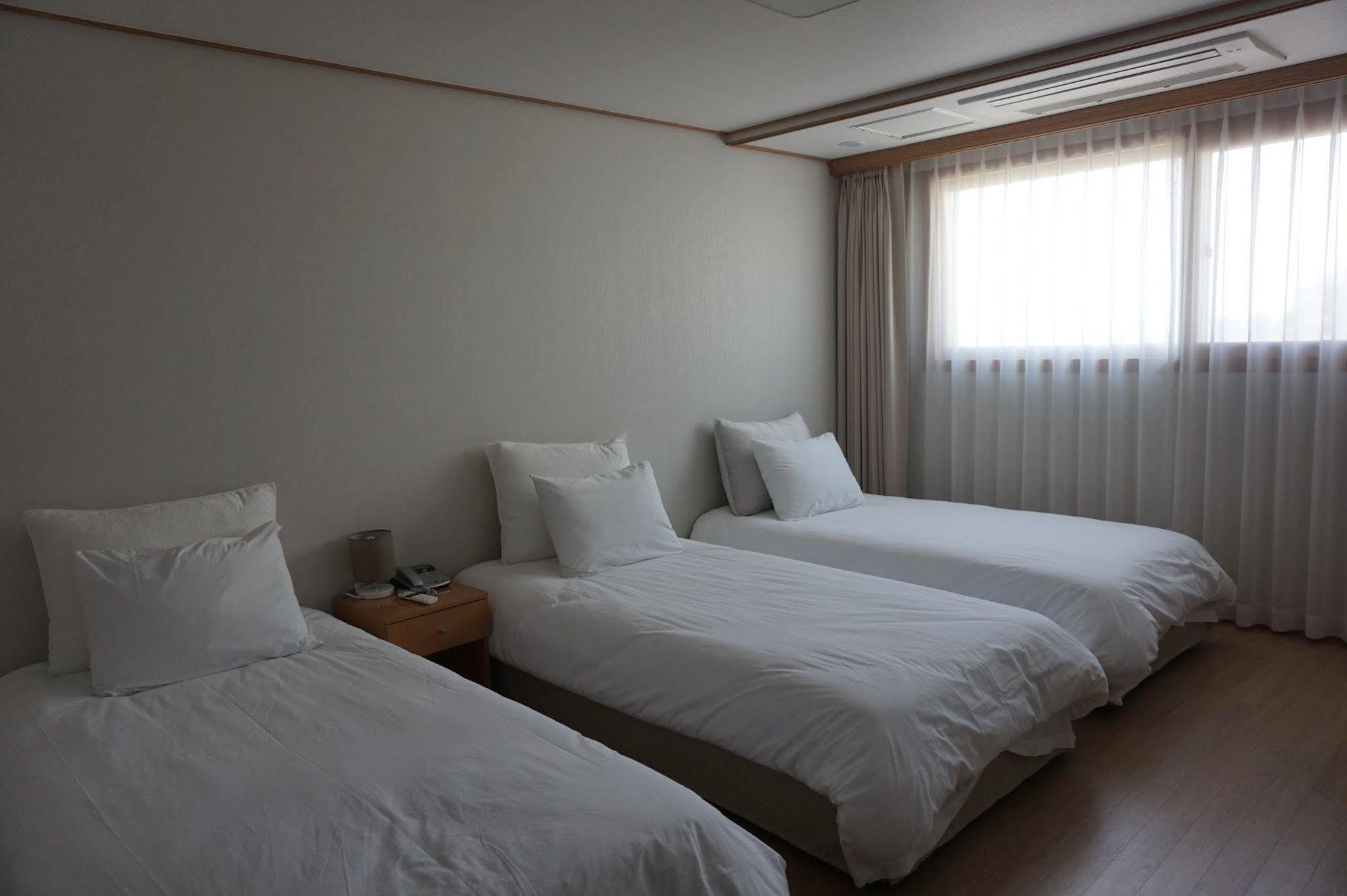 Seogwipo Dongwon Hotel Exterior foto
