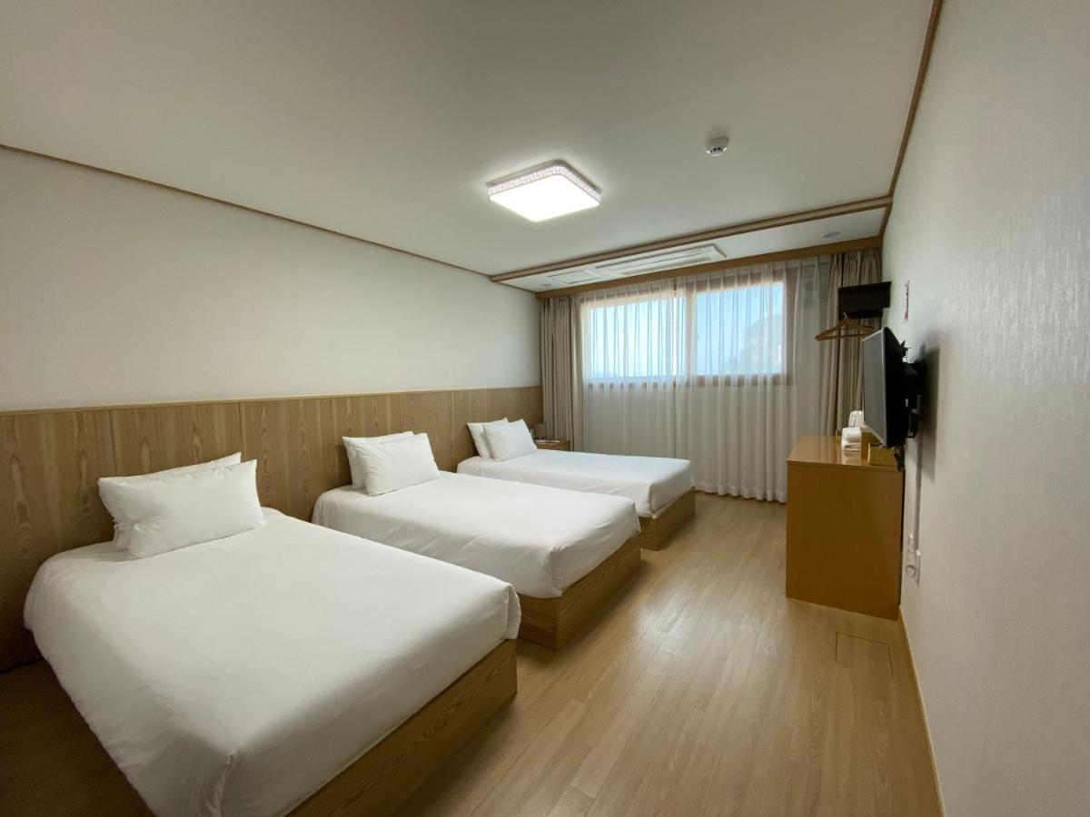 Seogwipo Dongwon Hotel Exterior foto